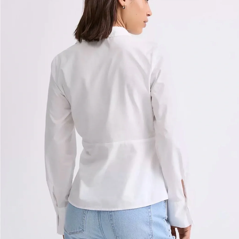 Loft White Side Shirred Poplin top, size 8, NWT - Picture 3 of 4